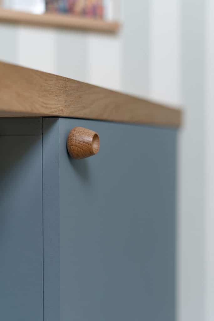 chambre adolescent avec bibliothèque sur mesure sous combles et bureau sur mesure à Bordeaux