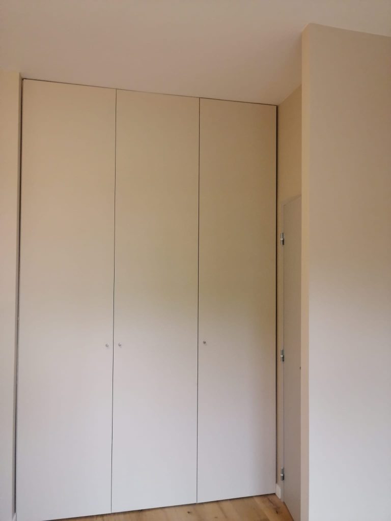 rénovation chambre avec placard sur mesure arcachon