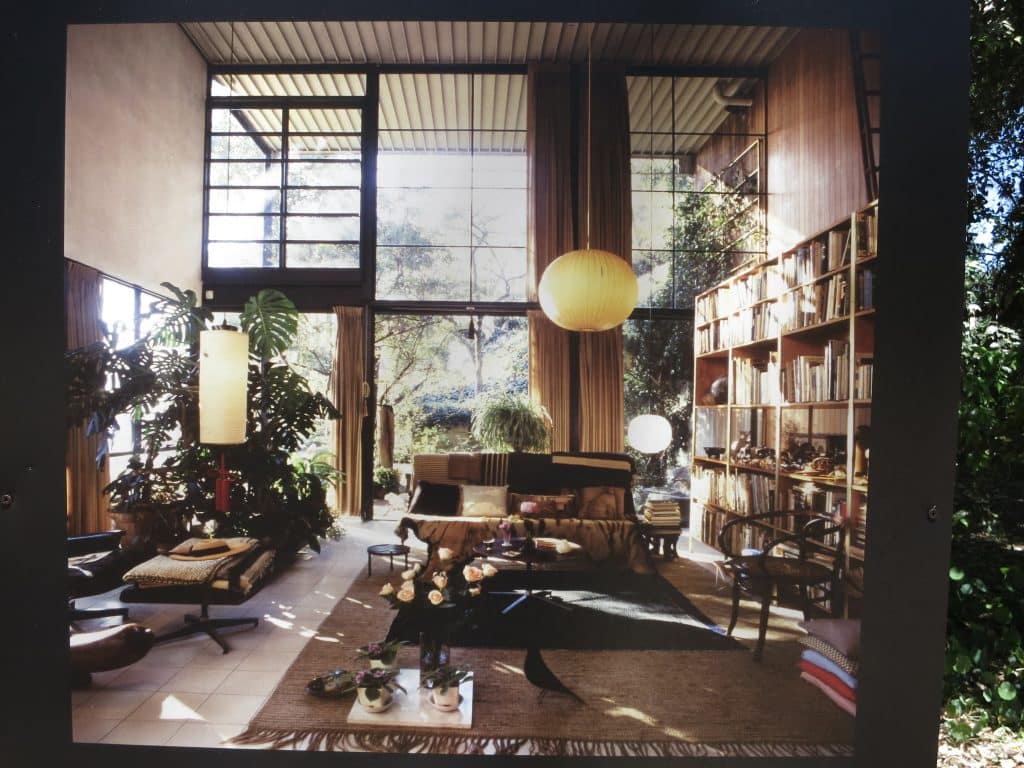Eames House (Case Study House n°8), maison conçue par Charles et Ray Eames à Los Angeles.
